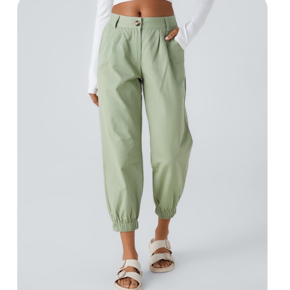 Halara Mid Rise Button zipper side pocket joggers